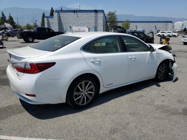 2018 Lexus ES 300H