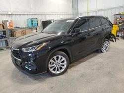 Salvage cars for sale at Milwaukee, WI auction: 2022 Toyota Highlander Limited