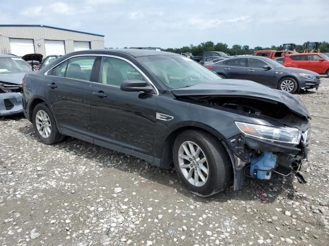 2014 Ford Taurus SE