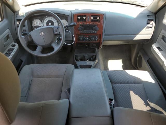 2005 Dodge Dakota Quad SLT