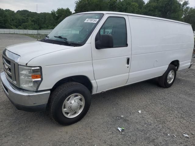 2014 Ford Econoline E350 Super Duty Van