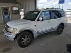 2001 Mitsubishi Montero Limited