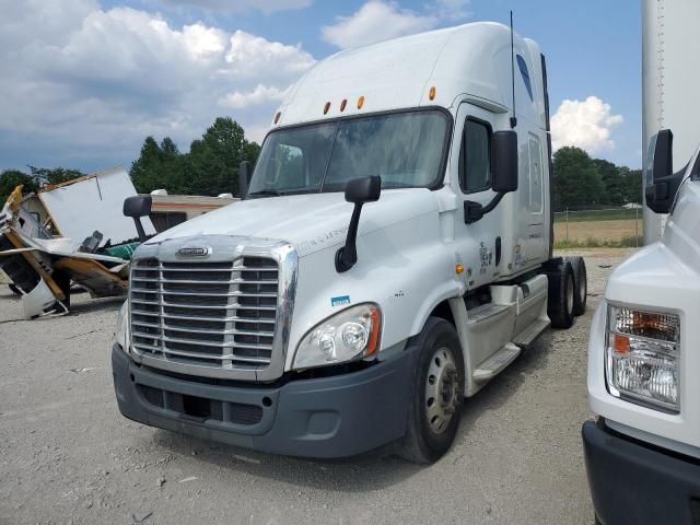 2012 Freightliner Cascadia 125