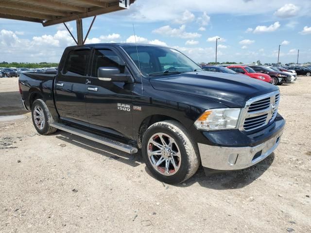 2015 Dodge RAM 1500 SLT