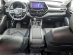 2023 Toyota Highlander Hybrid Limited