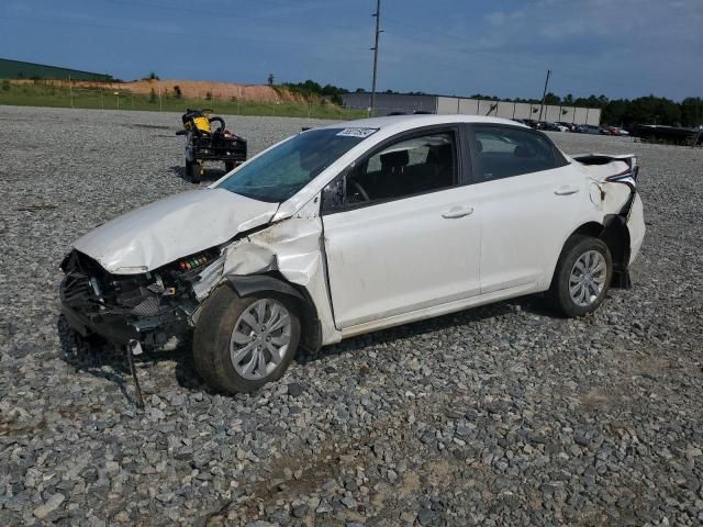 2022 Hyundai Accent SE