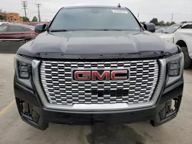 2021 GMC Yukon XL K1500 SLT