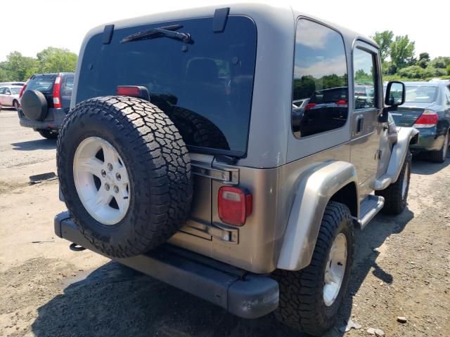 2004 Jeep Wrangler / TJ Sahara