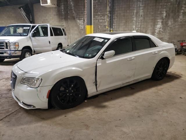 2016 Chrysler 300 Limited