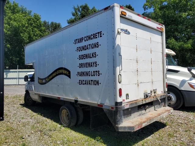 2006 Ford Econoline E450 Super Duty Cutaway Van