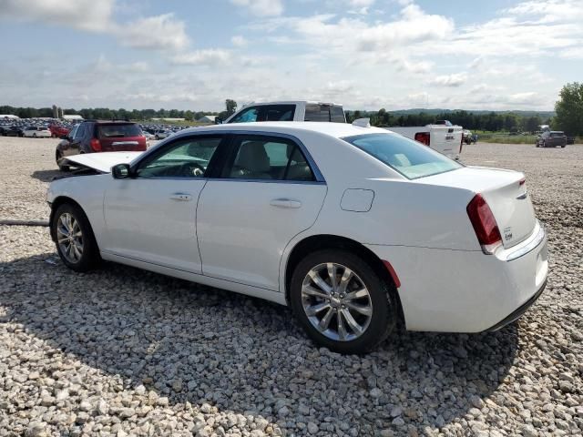 2015 Chrysler 300 Limited