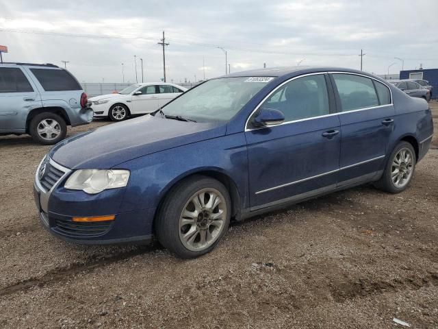 2006 Volkswagen Passat 2.0T Luxury