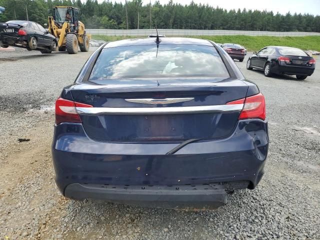 2013 Chrysler 200 Touring