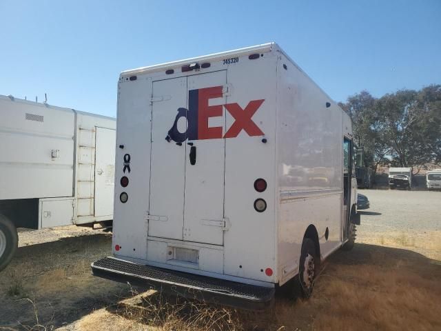 2005 Freightliner Chassis M Line WALK-IN Van