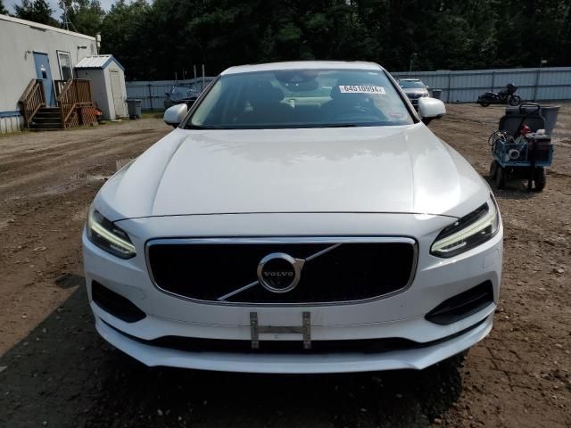 2017 Volvo S90 T6 Momentum