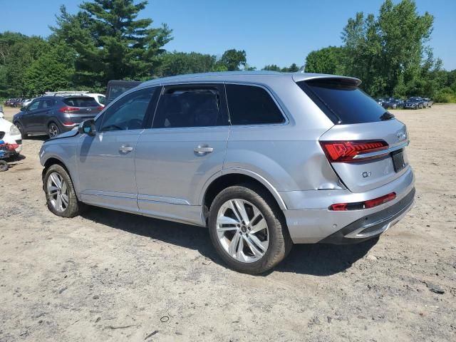 2022 Audi Q7 Premium