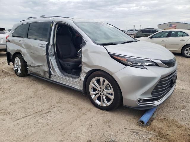 2024 Toyota Sienna Limited