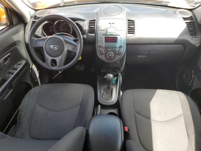 2011 KIA Soul +