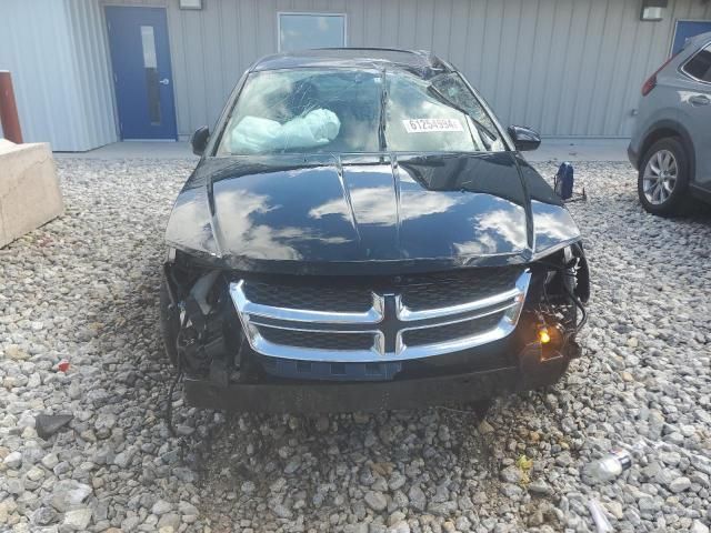 2011 Dodge Avenger LUX