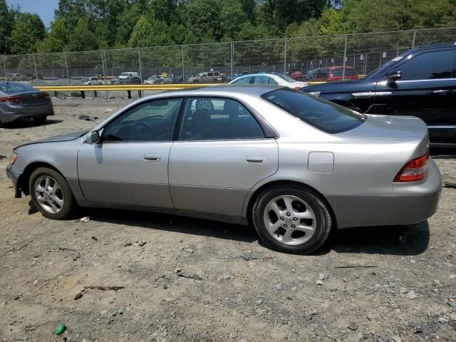 2000 Lexus ES 300