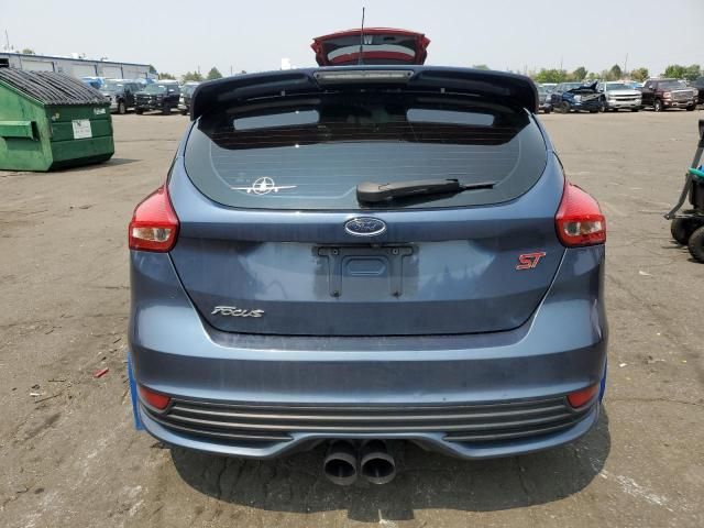 2018 Ford Focus ST