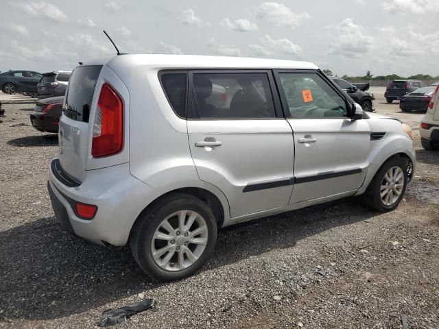 2013 KIA Soul +