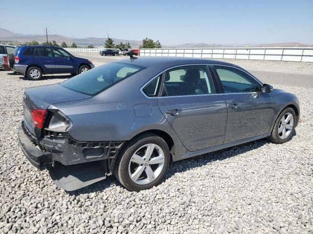 2013 Volkswagen Passat SE