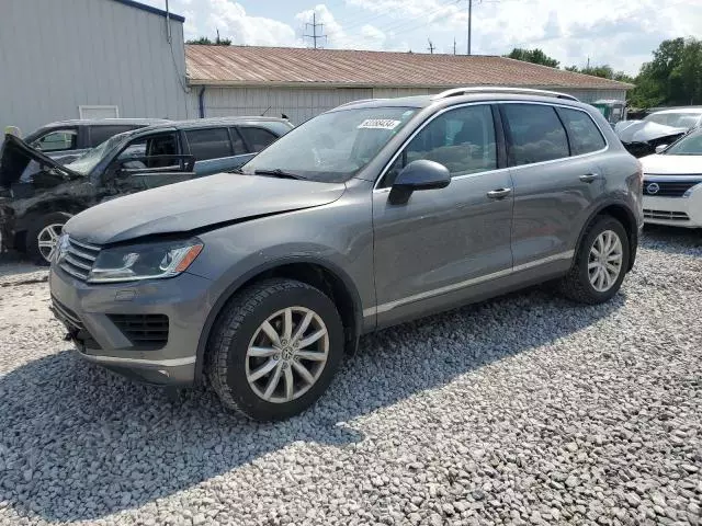 2015 Volkswagen Touareg V6