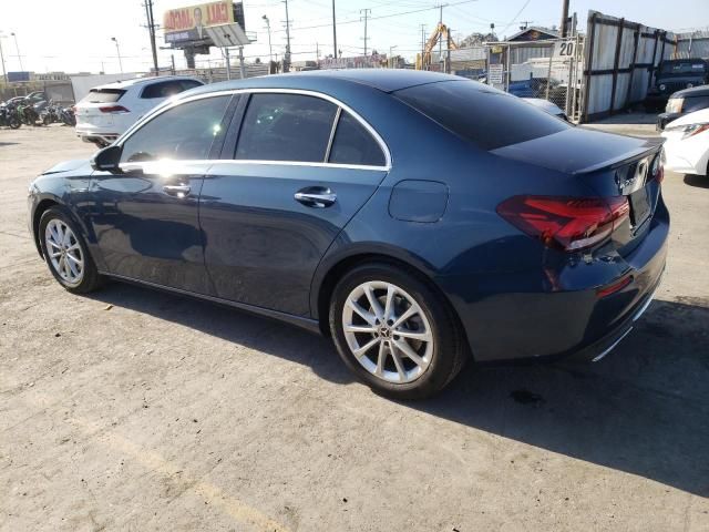 2019 Mercedes-Benz A 220