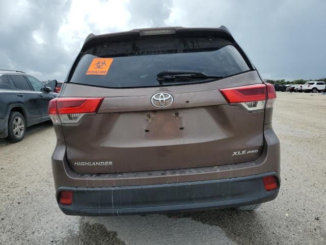 2019 Toyota Highlander SE