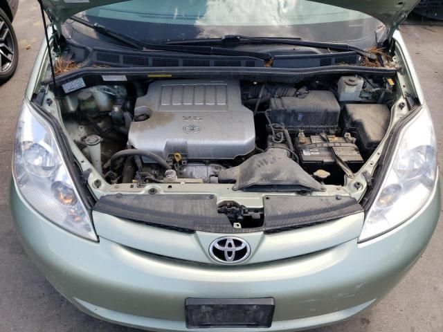 2008 Toyota Sienna LE