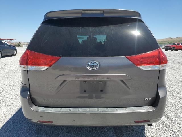 2011 Toyota Sienna XLE