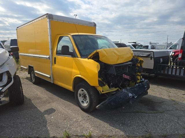 2013 GMC Savana Cutaway G3500