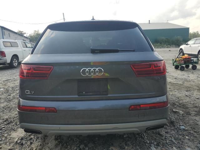 2019 Audi Q7 Premium Plus