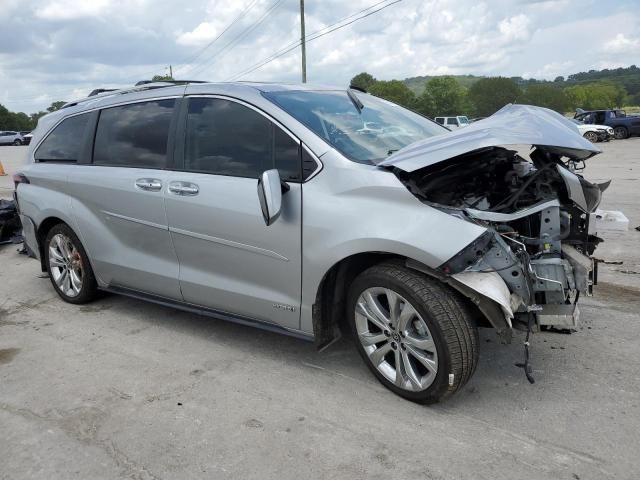 2021 Toyota Sienna Limited