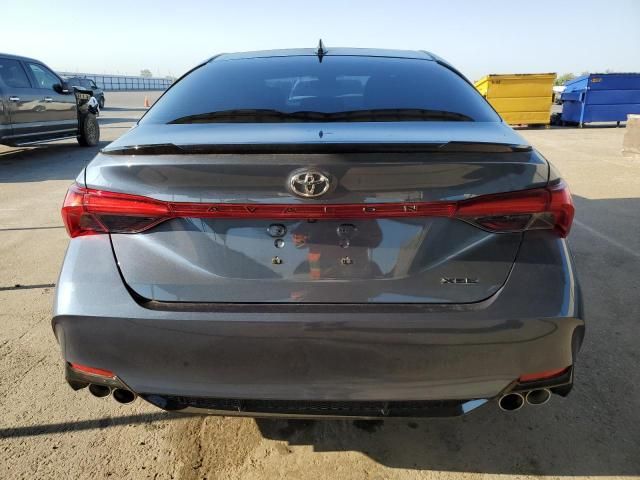 2019 Toyota Avalon XLE