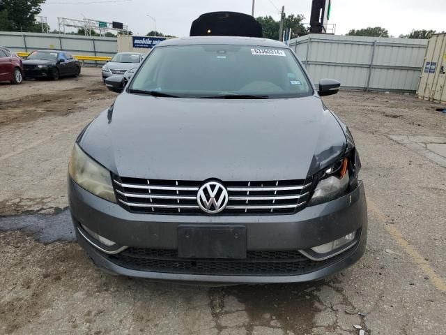 2015 Volkswagen Passat SE