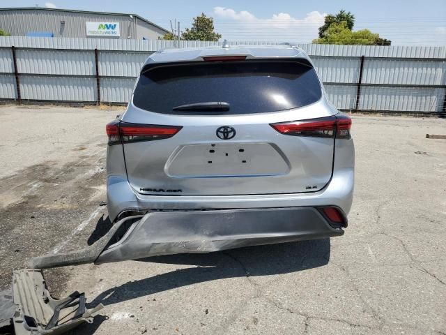 2021 Toyota Highlander XLE