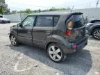 2010 KIA Soul +