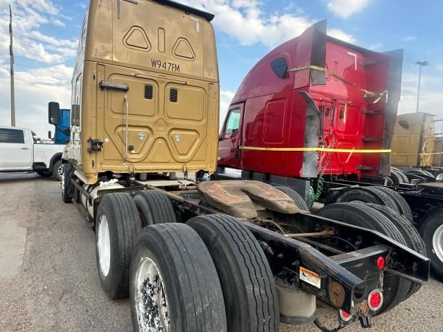 2015 Freightliner Cascadia 125