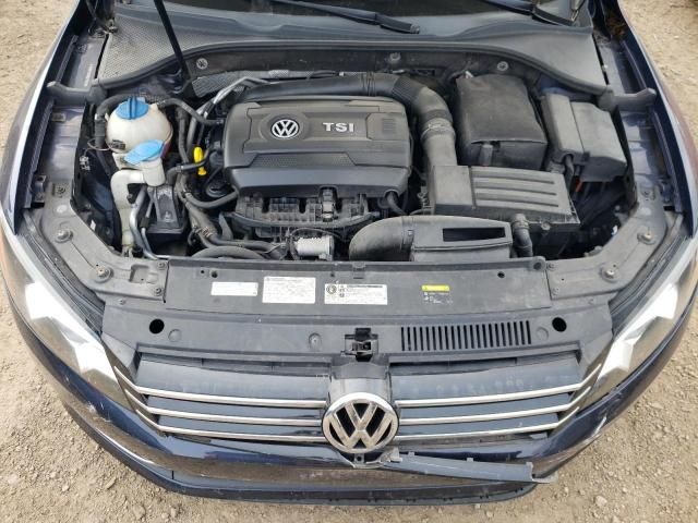 2014 Volkswagen Passat SE