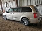 2014 Chrysler Town & Country Touring L