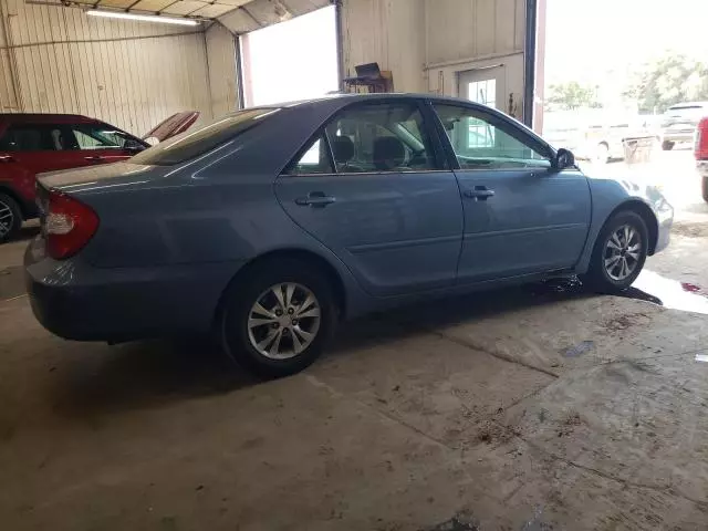 2004 Toyota Camry LE