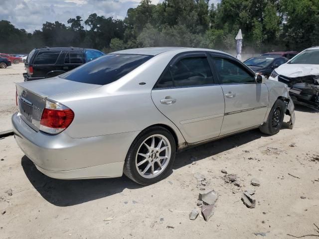 2005 Toyota Camry LE