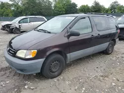 Salvage cars for sale from Copart Madisonville, TN: 2002 Toyota Sienna LE