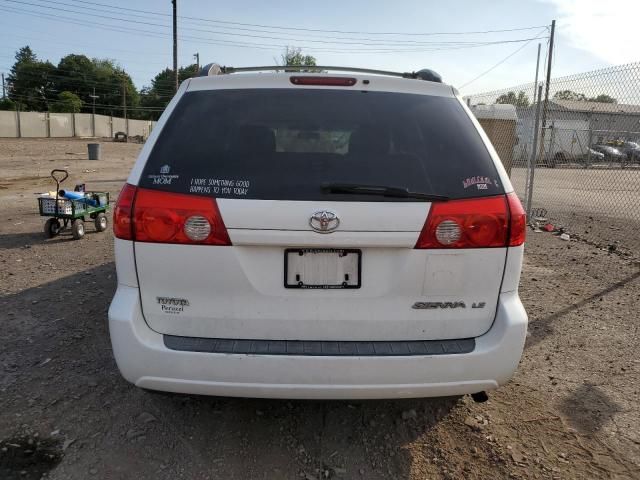 2007 Toyota Sienna CE