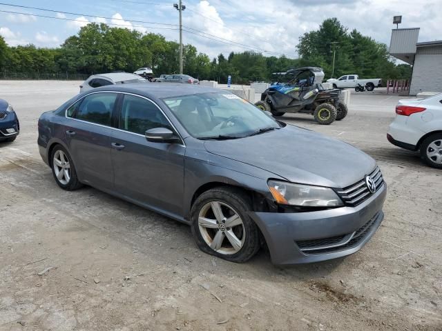 2013 Volkswagen Passat SE