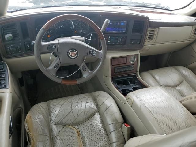 2005 Cadillac Escalade Luxury