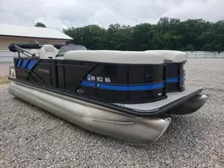 Salvage boats for sale at Avon, MN auction: 2021 Sylvan Pontoon