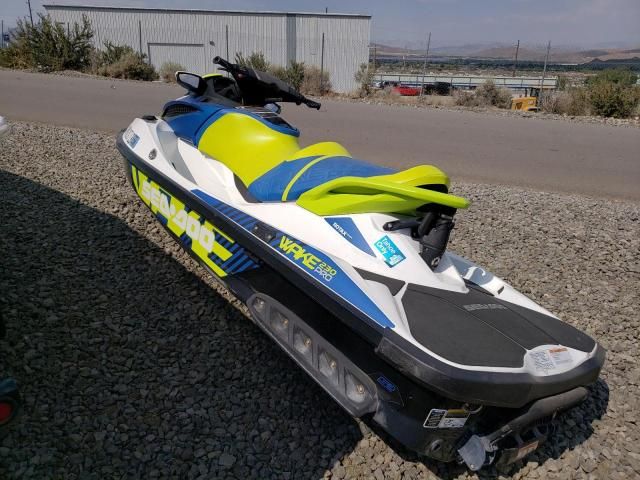 2017 BRP Seadoo